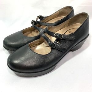 dansko josie